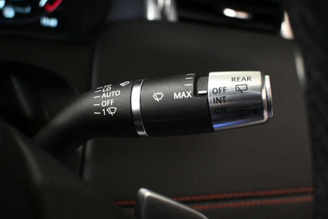 Land Rover Discovery Sport 1.5 Discovery Sport R-Dynamic HSE P300e Auto 4WD 5dr 46