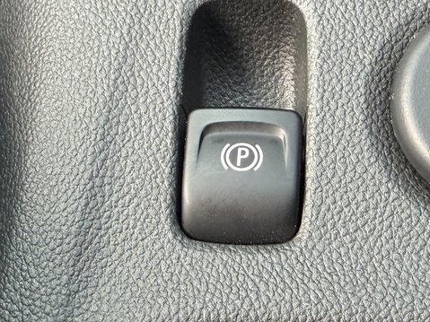 Vauxhall Astra 1.4T 16V 150 Elite Nav 5dr Auto 29