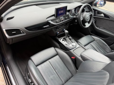 Audi A6 AVANT TDI QUATTRO BLACK EDITION 10