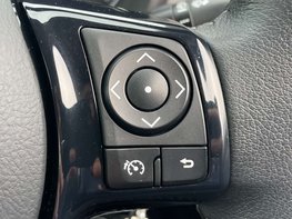 Toyota Yaris 1.5 Yaris Icon Tech VVT-i 5dr 45