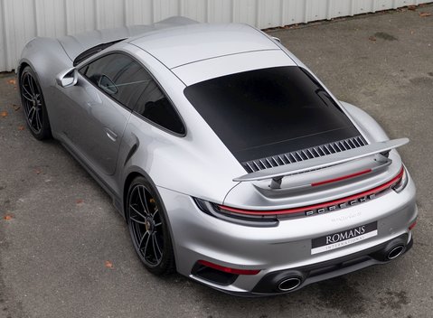 Porsche 911 (992) Turbo S 9