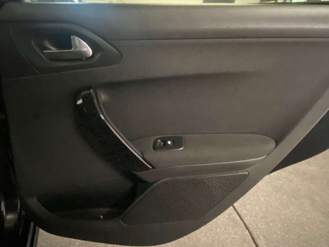 Peugeot 208 1.2 208 Tech Edition S/S Auto 5dr 27