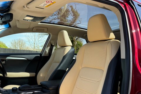Lexus NX 300H LUXURY - PANORAMIC ROOF -2 OWNERS - 7 LEXUS SERVICES 3