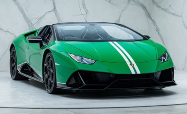 Lamborghini Huracan LP 640-4 EVO SPYDER 60th Anniversary Edition 12