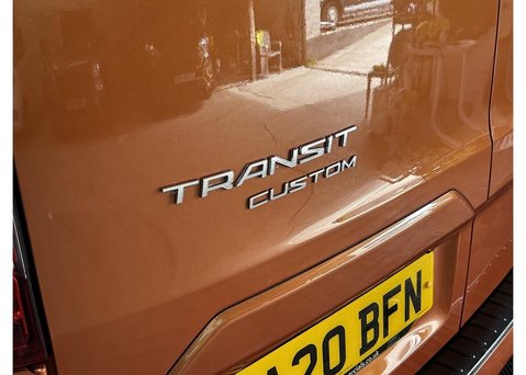 Ford Transit Custom 2.0 300 EcoBlue Limited Crew Van Double Cab 5dr Diesel Manual L1 H1 Euro 6 16