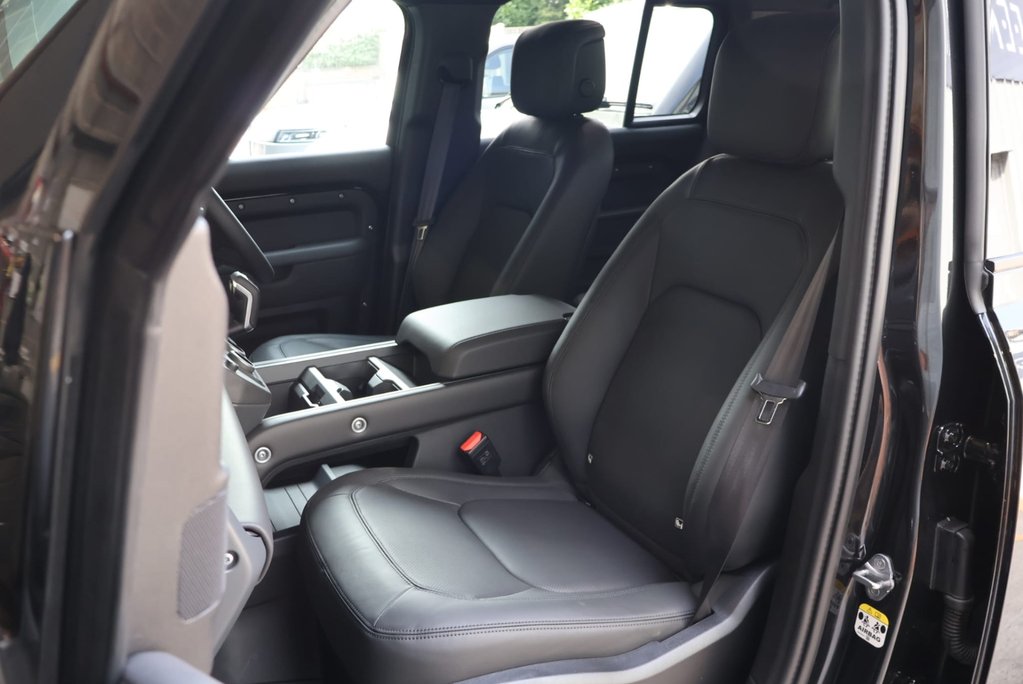 Land Rover Defender 110 2026 D350 HARD TOP X-DYNAMIC HSE GENUINE REAR SEATS FITTED STYLED BY SEEKER 17