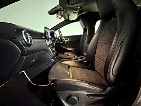 Mercedes-Benz A Class A 200 D AMG LINE 17
