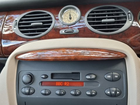 Rover 75 CONNOISSEUR V6 42