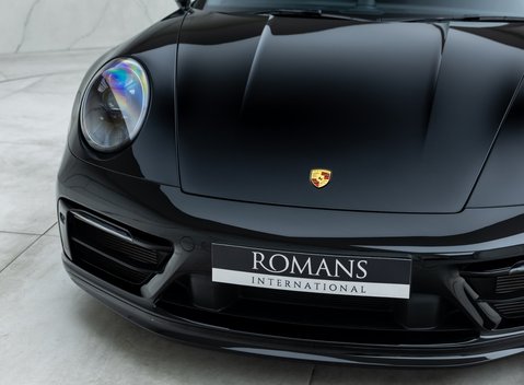 Porsche 911 Carrera GTS (992) 25