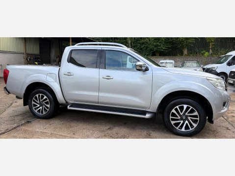 Nissan Navara 2.3 dCi Tekna Pickup Double Cab 4dr Diesel Auto 4WD Euro 6 (190 ps) 6