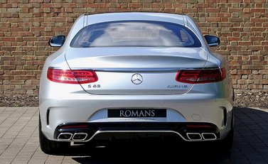 Mercedes-Benz S Class S63 Coupe 21