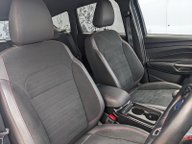 Ford Kuga ST-LINE TDCI 13