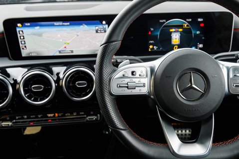 Mercedes-Benz A Class A 200 AMG LINE EXECUTIVE 19