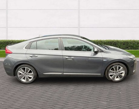 Hyundai IONIQ 1.6 IONIQ Premium SE FHEV Semi-Auto 5dr 2