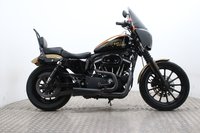 Harley-Davidson Sportster IRON 883 XL N 13