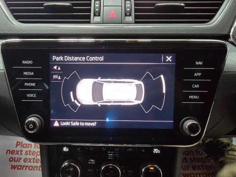 Skoda Superb 2.0 TDI SE Technology DSG Euro 6 (s/s) 5dr 33