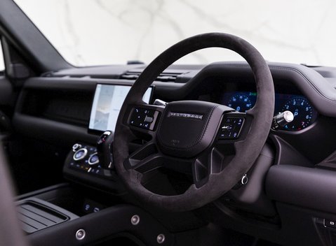 Land Rover Defender 110 V8 9