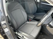 Volkswagen Golf LIFE ETSI DSG 10