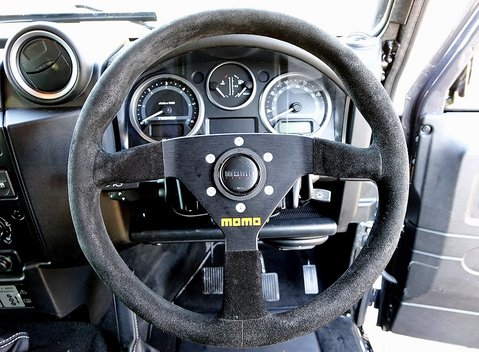 Land Rover Defender 90 Twisted T40 S 28