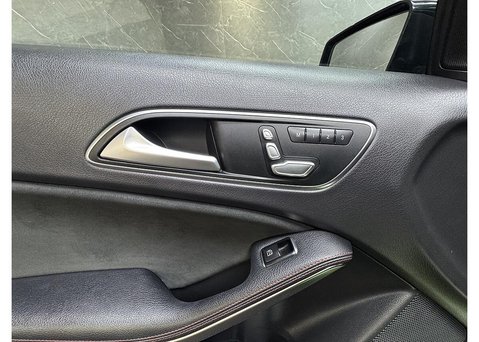 Mercedes-Benz A Class 1.5 A180d AMG Line (Premium Plus) Hatchback 5dr Diesel 7G-DCT Euro 6 (s/s) 54