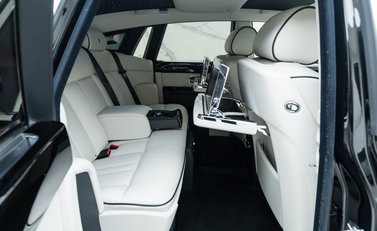 Rolls-Royce Phantom Series II 18