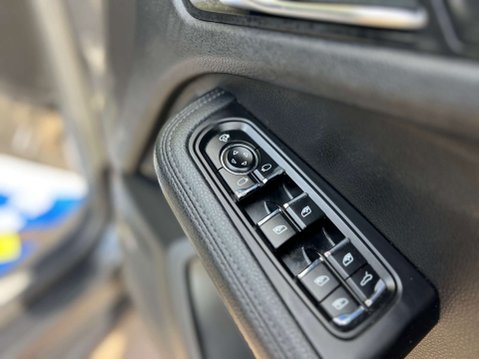 Porsche Macan 3.0 Macan S D Semi-Auto 4WD 5dr 17