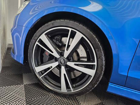 Audi RS3 2.5 TFSI Saloon 4dr Petrol S Tronic quattro Euro 6 (s/s) (400 ps) 20