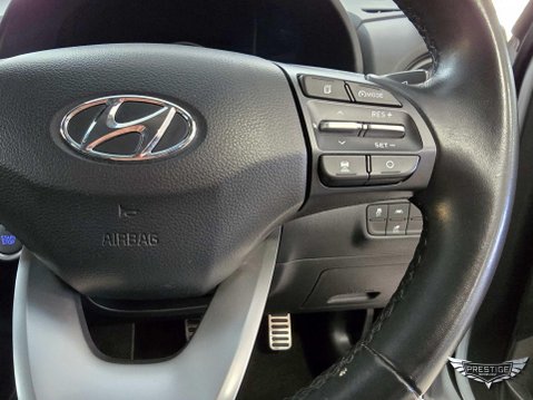 Hyundai KONA 39kWh SE Auto 5dr (10.5kW Charger) 55