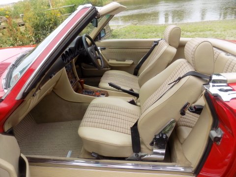 Mercedes-Benz SL Series 300 SL Sports 3