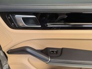 Porsche Cayenne 3.0 Cayenne V6 Auto 4WD 5dr 53