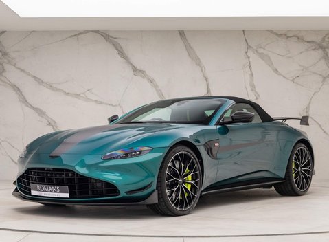 Aston Martin Vantage F1 Edition Roadster 2