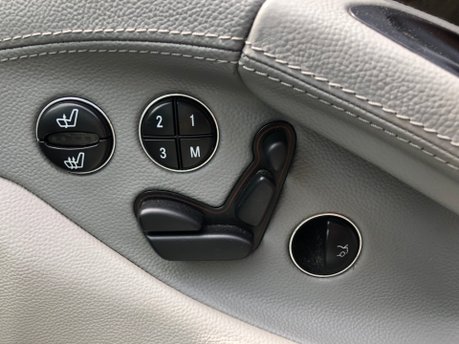 Mercedes-Benz SL Series SL350 automatic convertible, just 72,000m 19