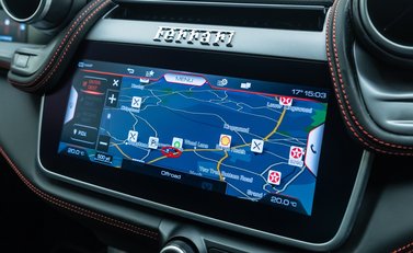 Ferrari GTC4 Lusso V12 19