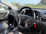 Hyundai i30 CRDI SE NAV BLUE DRIVE 9