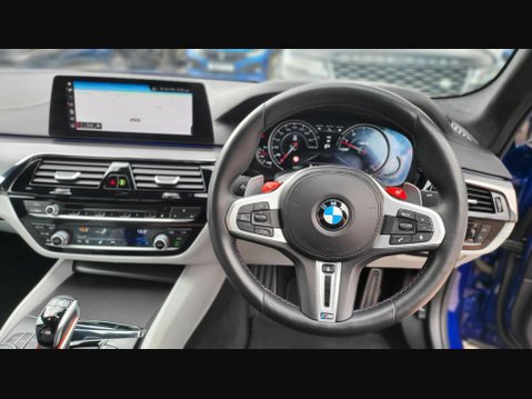 BMW M5 M5 COMPETITION 35