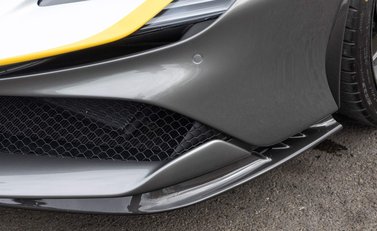 Ferrari SF90 Stradale 26