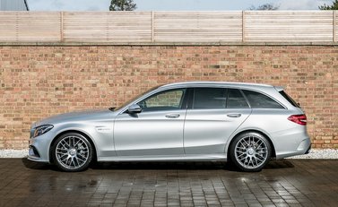 Mercedes-Benz C Class C63 Estate 29