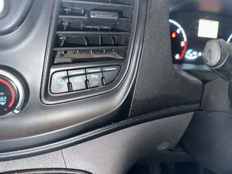 Ford Transit Custom 320 LEADER DCIV ECOBLUE 16