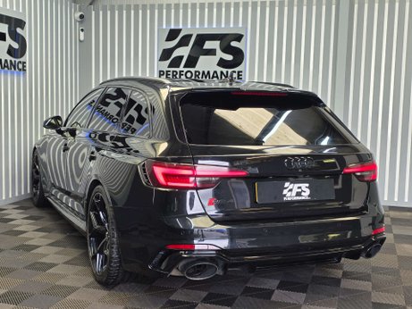 Audi RS4 2.9 TFSI V6 Estate 5dr Petrol Tiptronic quattro Euro 6 (s/s) (450 ps) 26