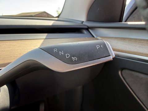 Tesla Model Y (Dual Motor) Long Range SUV 5dr Electric Auto 4WDE (384 bhp) 33