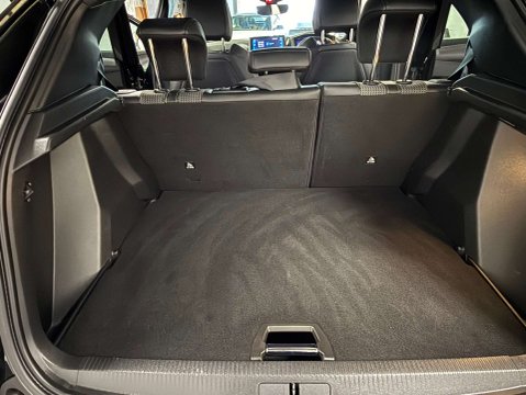 Peugeot 2008 1.2 2008 GT Line PureTech S/S Auto 5dr 39