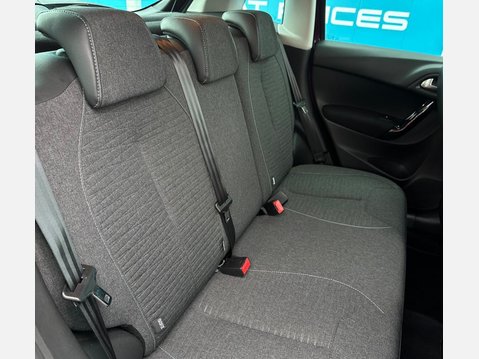 Citroen C3 1.2 PureTech Platinum Hatchback 5dr Petrol ETG6 Euro 6 (s/s) (82 ps) 10