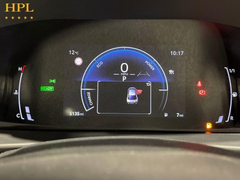 Toyota C-HR 1.8 VVT-h Icon SUV 5dr Petrol Hybrid CVT Euro 6 (s/s) (140 ps) 14