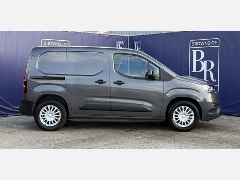 Toyota Proace City 50kWh Icon Short Panel Van 5dr Electric Auto SWB (7kW OBC) (136 ps) 3