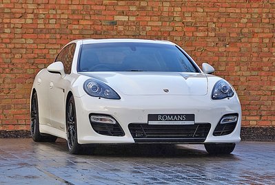 Porsche Panamera GTS
