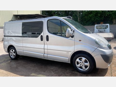 Vauxhall Vivaro 2.0 2900 CDTi Sportive Crew Van FWD L3 5dr 5