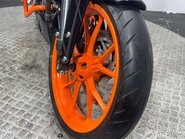 KTM 390 DUKE 2014 FULL HISTORY ONLY 5K VERY CLEAN A2 READY NAKED BIKE 390CC 33