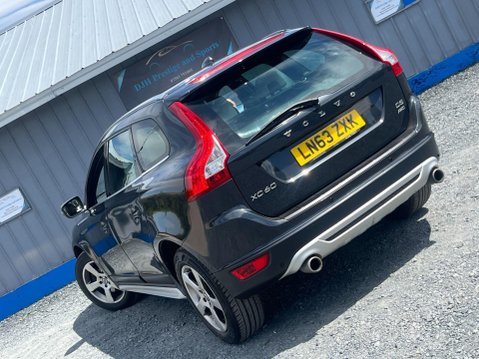 Volvo XC60 2.4 D5 R-Design Nav Geartronic AWD Euro 5 5dr 54