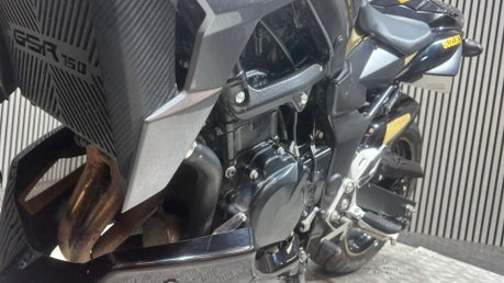Suzuki GSR750 2011 ONLY 16K GOOD RUNNING NAKED PROJECT BIKE 750CC INLINE 4 9