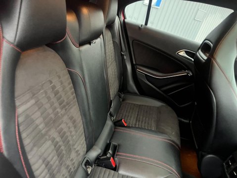 Mercedes-Benz A Class 2.1 A200d AMG Line Euro 6 (s/s) 5dr 37